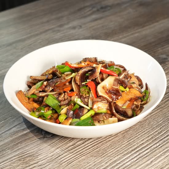 Pig Ear with Dried Bean Curd 猪耳炒香干